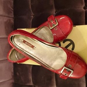 Red Leather Ecco shoes Sz 40